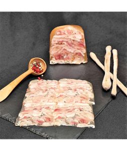 CARPACHO DE PATAS DE CERDO
