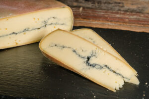 QUESO MORBIER